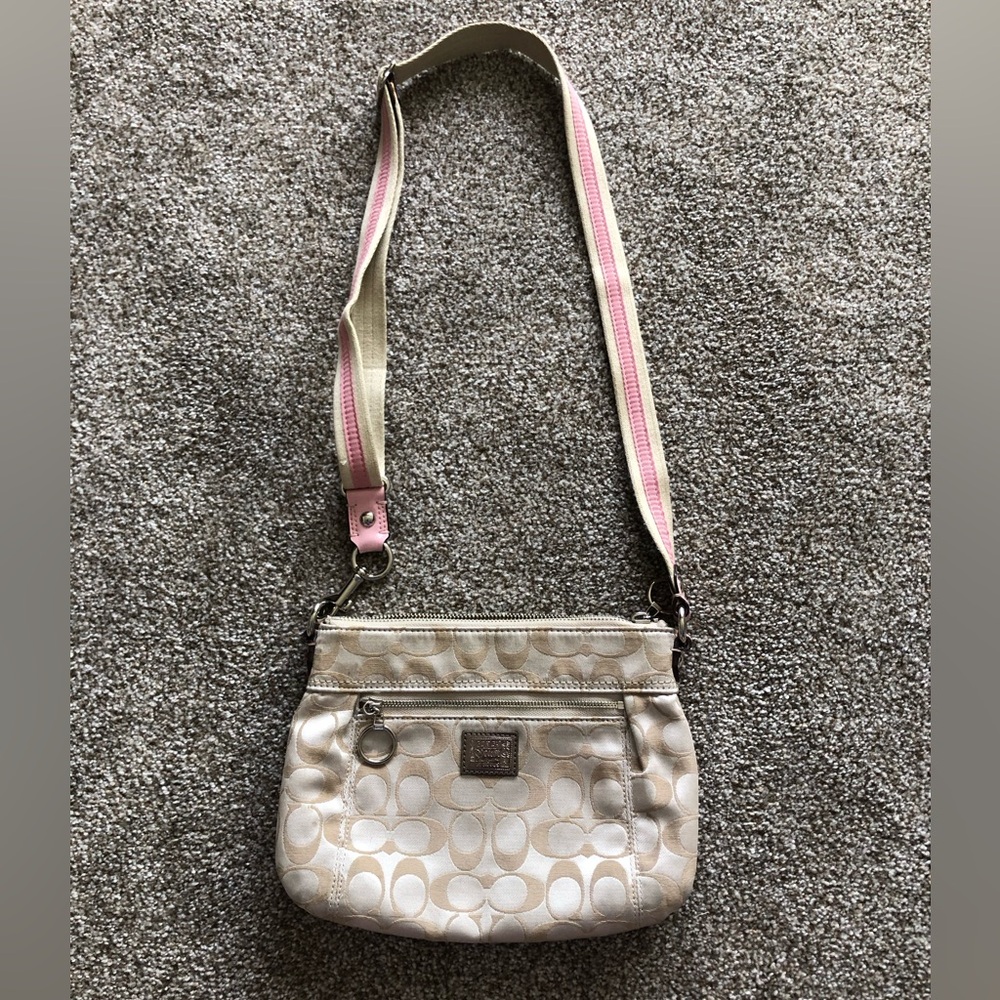 Coach Poppy Crossbody
